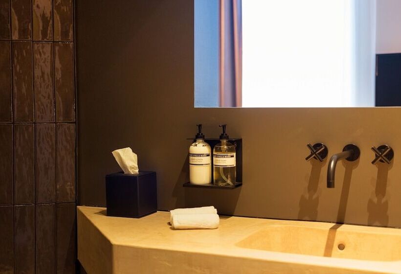 غرفة سوبيريور, U Eat & Sleep Antwerp