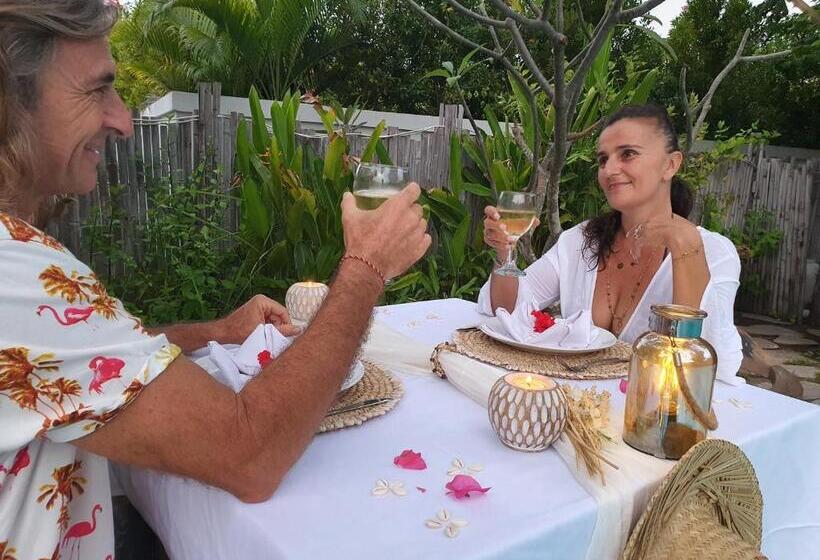 스탠다드 룸 풀장 전망, United Colors Of Gili