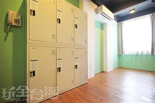 اتاق استاندارد سه نفره, Tourist Bunny Hostel