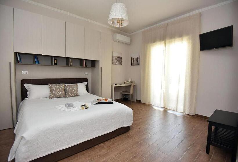 غرفة سوبيريور ثلاثية مطلّة علي البحر, B&b Paradiso Relais