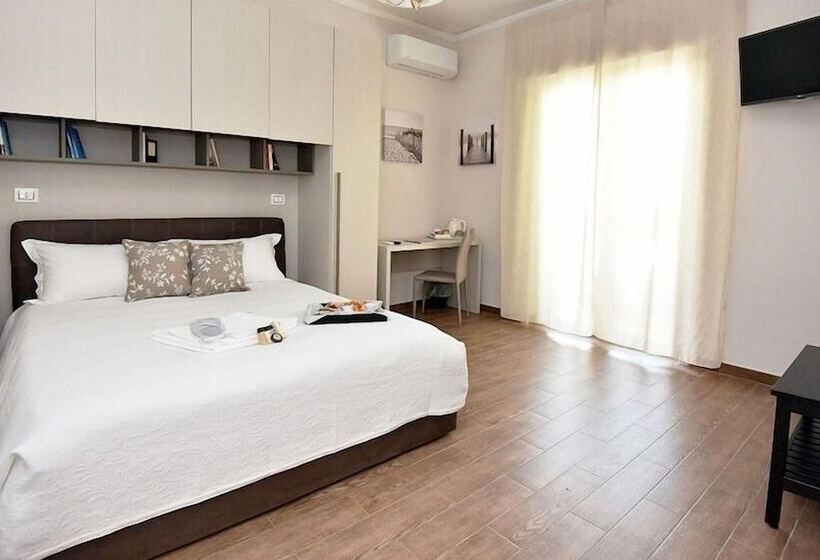 غرفة سوبيريور ثلاثية مطلّة علي البحر, B&b Paradiso Relais