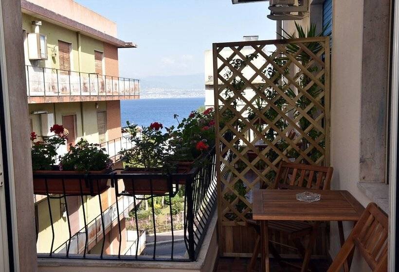 غرفة سوبيريور ثلاثية مطلّة علي البحر, B&b Paradiso Relais