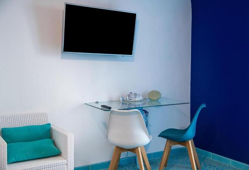 חדר סופריור נוף לעיר, Aquae Romanae