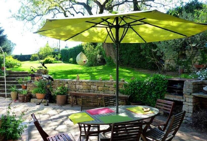 غرفة عائلية, Le Fer En Cèze