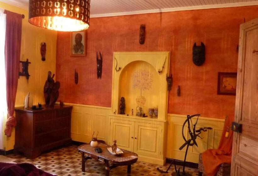 غرفة قياسية, Le Fer En Cèze