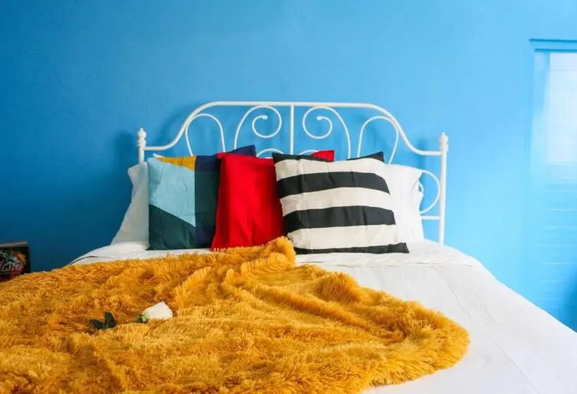 اتاق استاندارد, Conturce Hostel