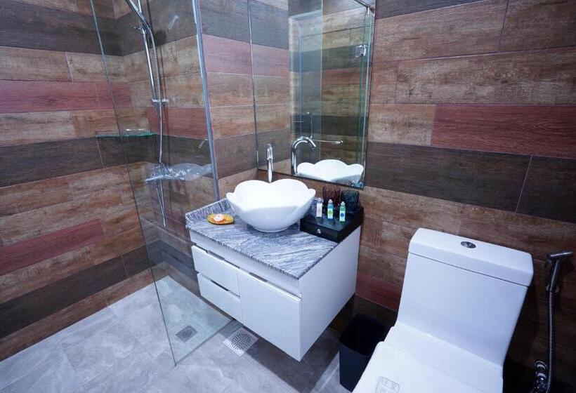 اتاق لوکس با تخت بزرگ, Zen Premium Kallang