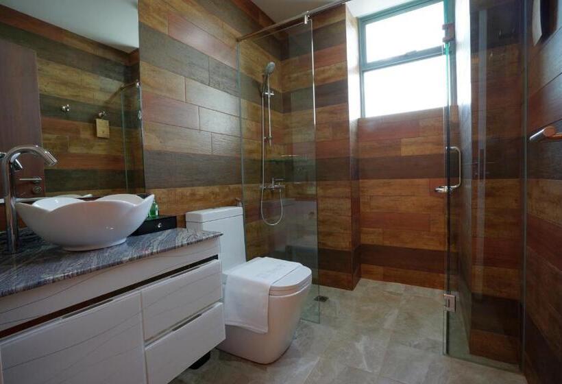 اتاق لوکس با تخت بزرگ, Zen Premium Kallang