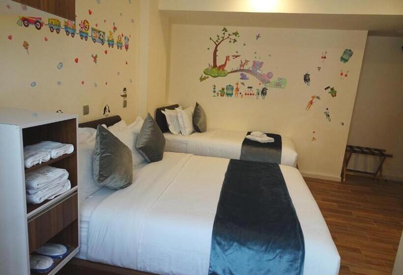 اتاق خانوادگی, Zen Premium Kallang