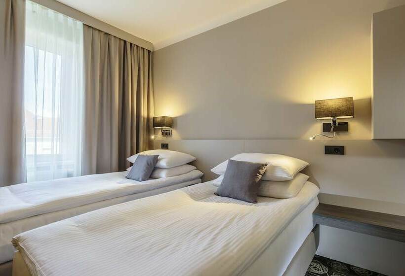 اتاق سوپریور, Center Novo Mesto