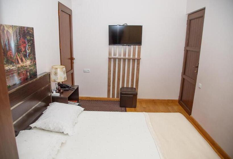 Camera Economy Singola, Daniel Boutique