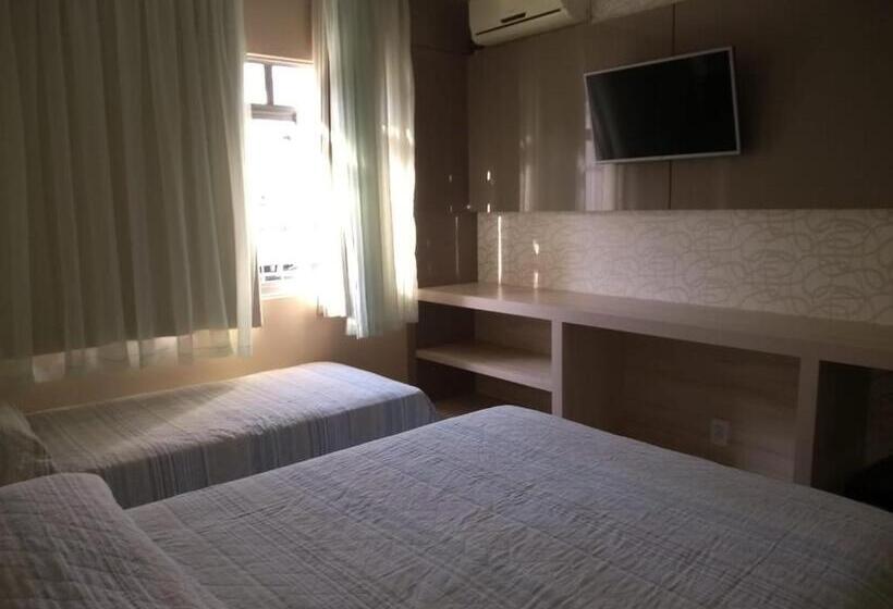 غرفة قياسية ثلاثية, Paraiso