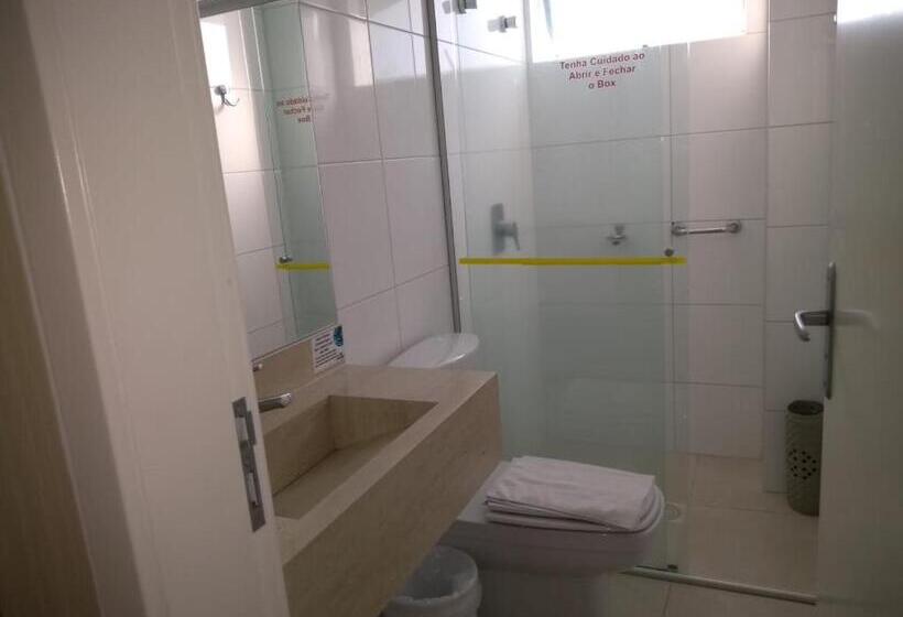 غرفة قياسية ثلاثية, Paraiso