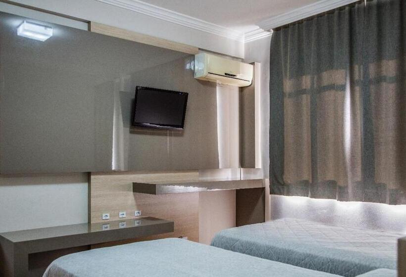 غرفة قياسية, Paraiso