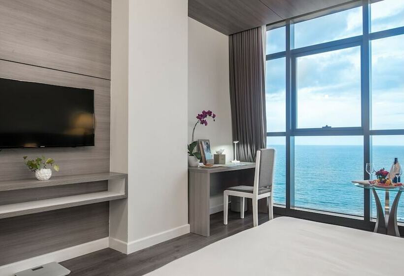 اتاق سوپریور با چشمانداز دریا, The Nalod Da Nang