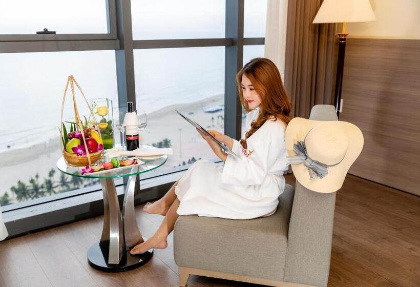 اتاق سوپریور با چشمانداز دریا, The Nalod Da Nang