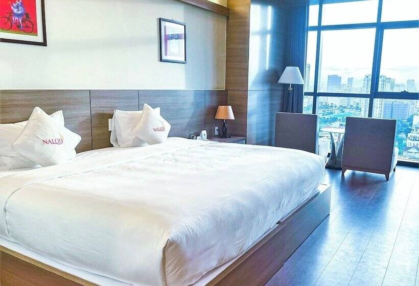 اتاق سوپریور با چشمانداز شهر, The Nalod Da Nang