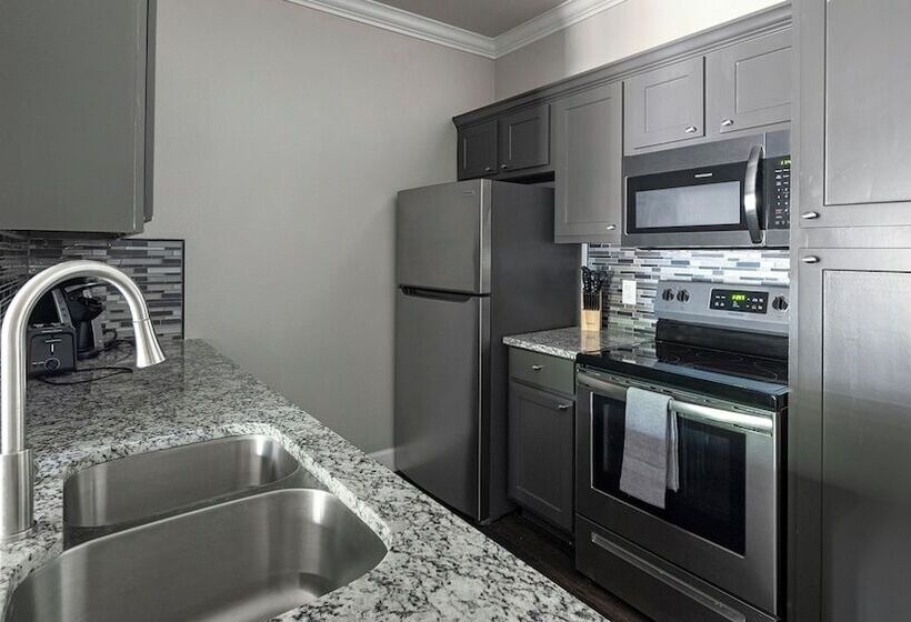 Апартаменты 1 Спальня, Riverpark Apartments By Barsala