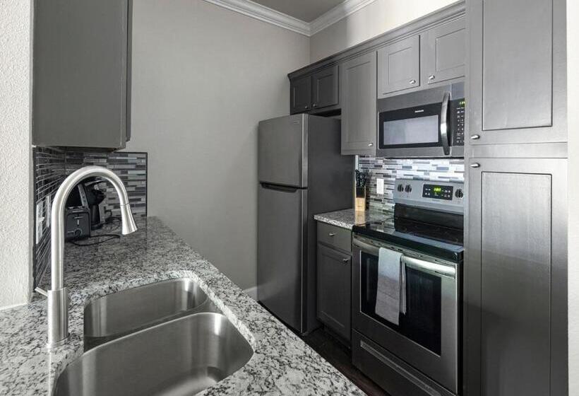 带1个卧室的公寓, Riverpark Apartments By Barsala