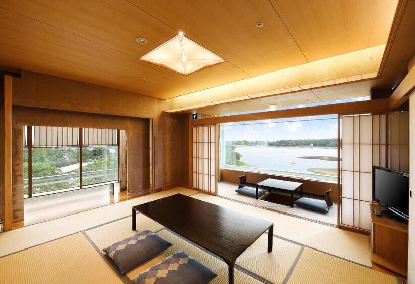 디럭스 룸, Kikusui-tei