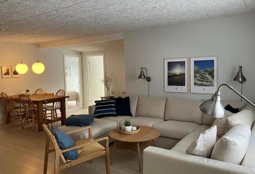 شقة 3 غرف, Guesthouse Læsø
