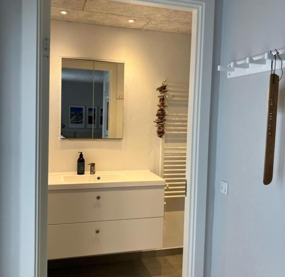 Апартаменты 3 Спальни, Guesthouse Læsø