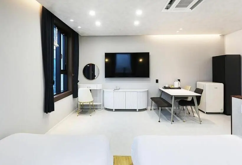اتاق استاندارد با 2 تخت دوبل, Chuncheon Intro Family