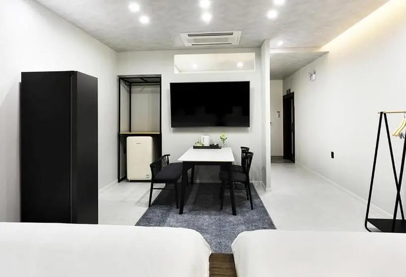 اتاق استاندارد, Chuncheon Intro Family