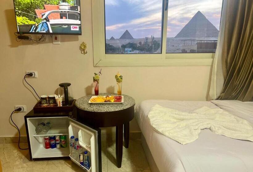 اتاق استاندارد با چشم‌انداز, Nun Pyramids