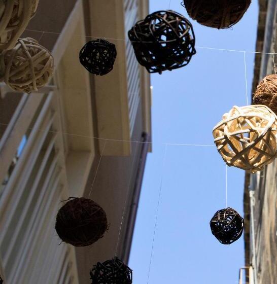 Полулюкс Повышенной Комфортности, Cinquesuites Ortigia