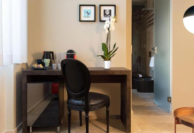 Полулюкс Повышенной Комфортности, Cinquesuites Ortigia