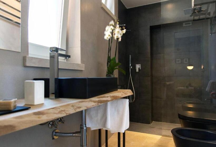 Полулюкс Повышенной Комфортности, Cinquesuites Ortigia