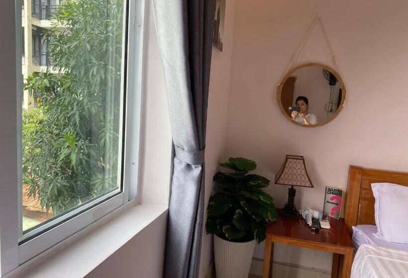 اتاق استاندارد, Bonjour Hostel