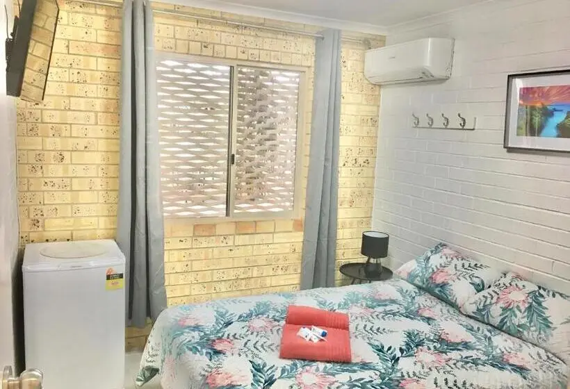 اتاق استاندارد با سرویس بهداشتی مشترک, Motel Sunshine Coast