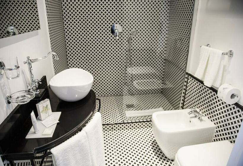 اتاق کلاسیک, Boutique Hotel Metro 900