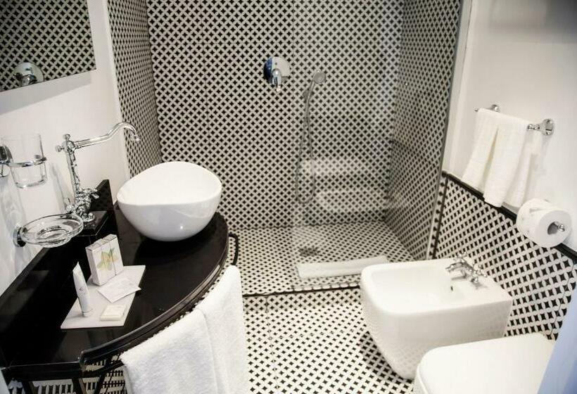 اتاق کلاسیک, Boutique Hotel Metro 900