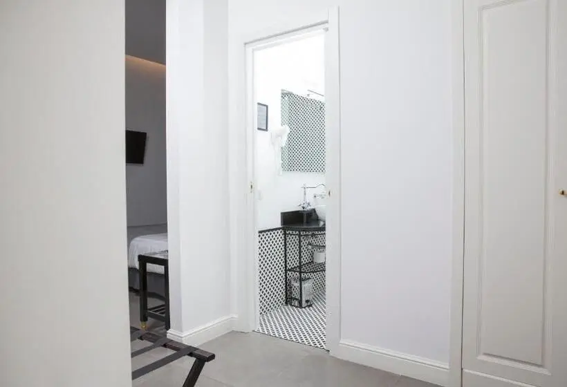اتاق سوپریور, Boutique Hotel Metro 900