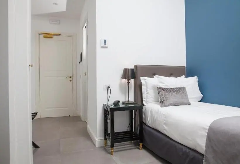 اتاق استاندارد یک نفره, Boutique Hotel Metro 900