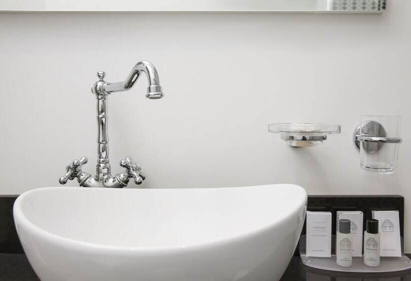 اتاق کلاسیک, Boutique Hotel Metro 900