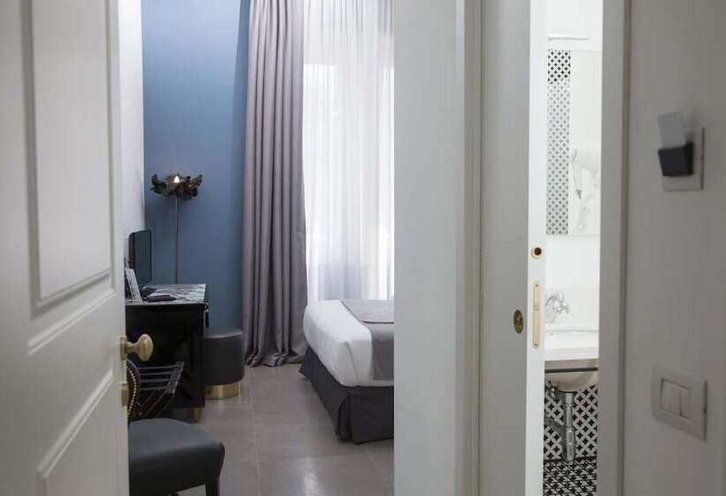 اتاق استاندارد یک نفره, Boutique Hotel Metro 900