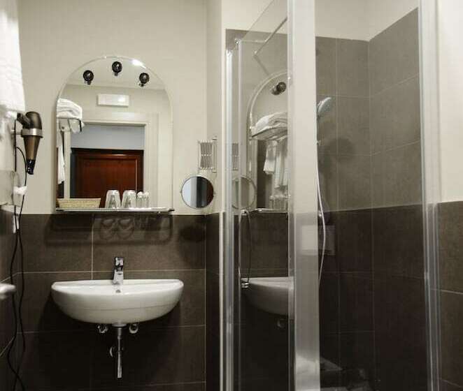 غرفة ديلوكس فردية, Giulio Cesare