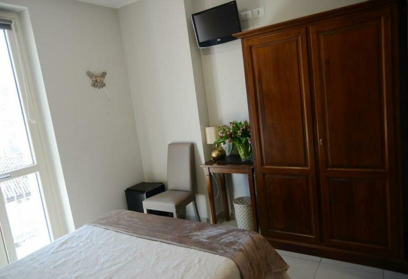 غرفة ديلوكس فردية, Giulio Cesare