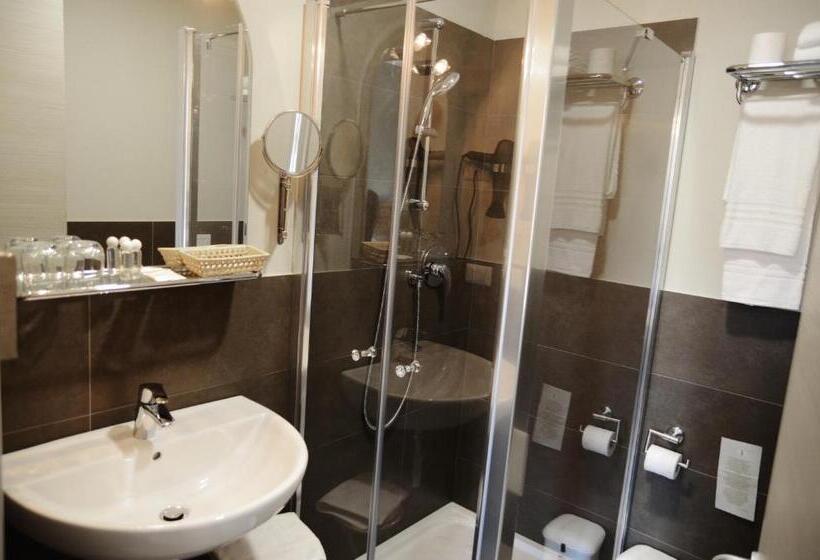 غرفة إقتصادية, Giulio Cesare