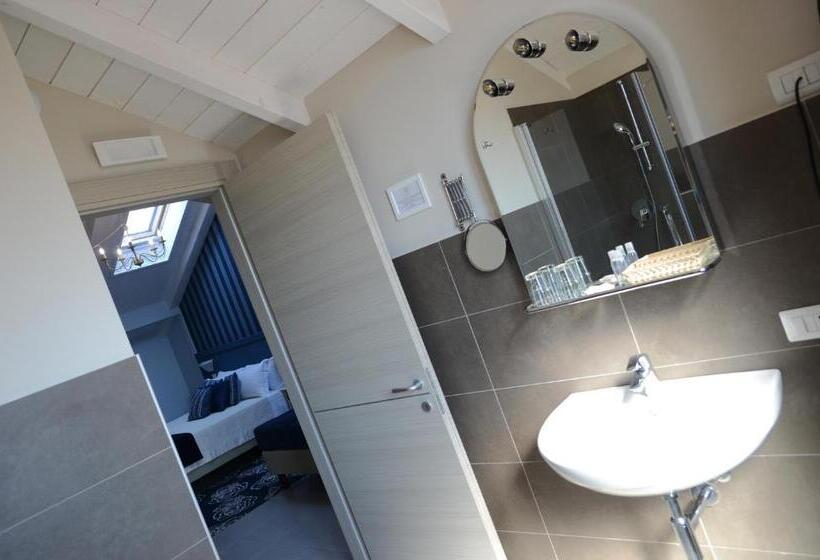 غرفة سوبيريور رباعية, Giulio Cesare