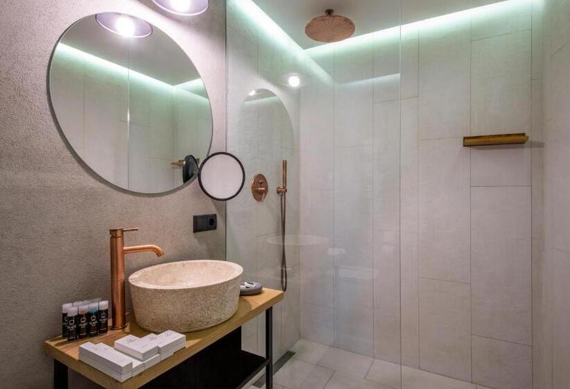 اتاق استاندارد با تراس, Iota Hotel Tbilisi