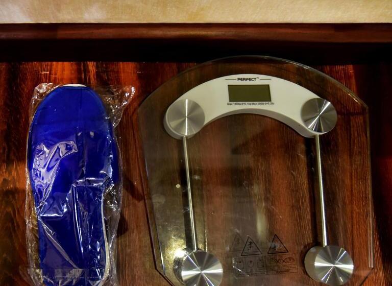 חדר דלוקס, Kama International