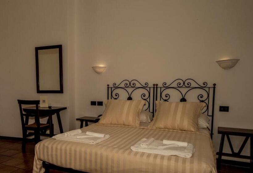 Трежместный Номер Economy, Porta Marmorea