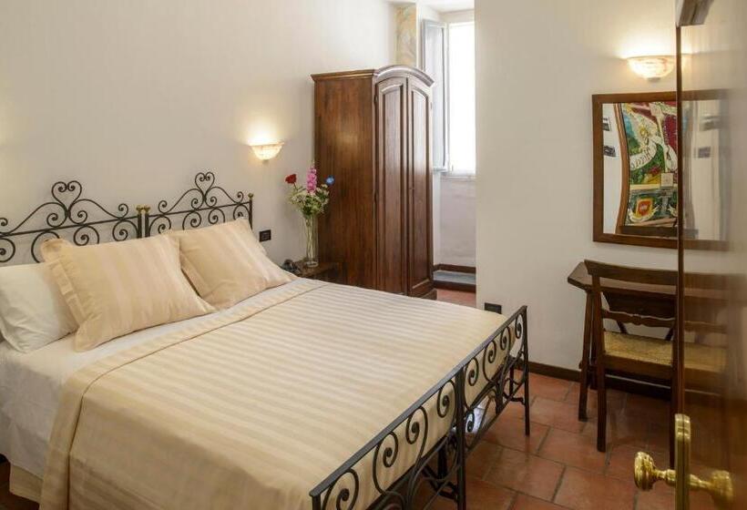 غرفة إقتصادية, Porta Marmorea