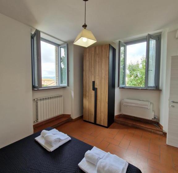 شقة سوبريور غرفة واحدة, Porta Marmorea