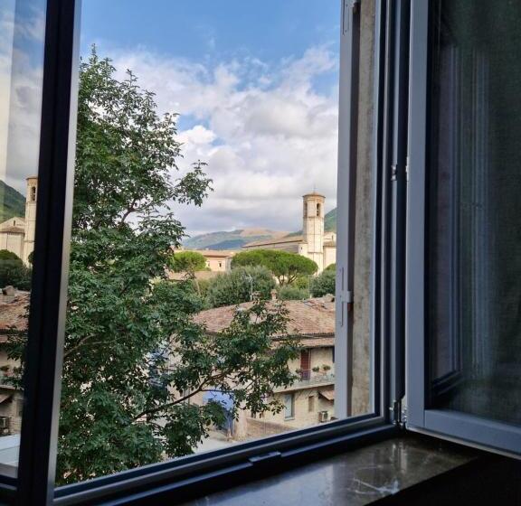 شقة سوبريور غرفة واحدة, Porta Marmorea